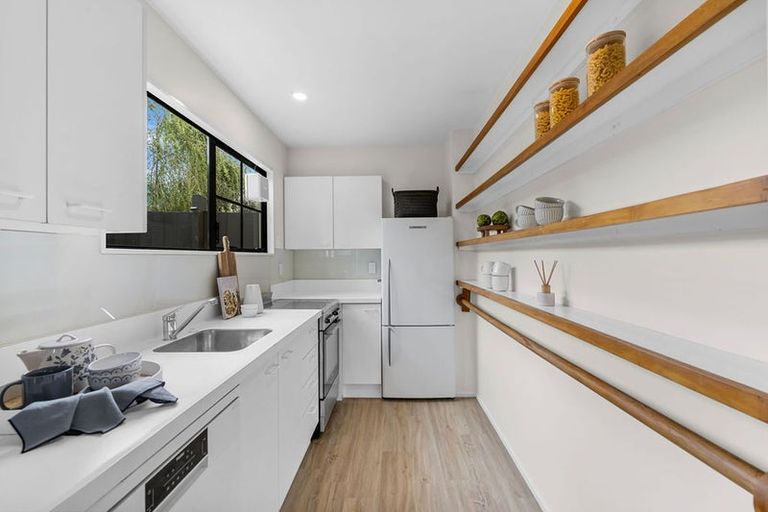 Photo of property in 5 Gracefield Avenue, Christchurch Central, Christchurch, 8013