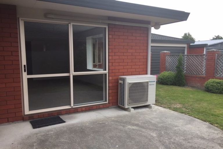 Photo of property in 1/28 Tintern Avenue, Avonhead, Christchurch, 8042