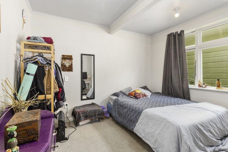 Photo of property in 114 Holloway Road, Aro Valley, Wellington, 6021