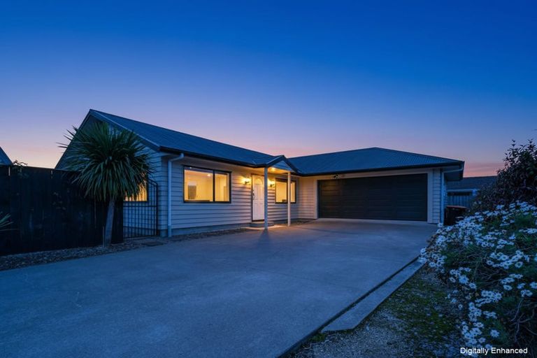 Photo of property in 34 Dahlstrom Grove, Kelvin Grove, Palmerston North, 4414