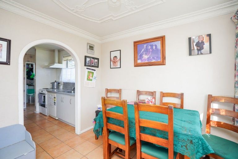 Photo of property in 72 Paisley Street, Kew, Invercargill, 9812