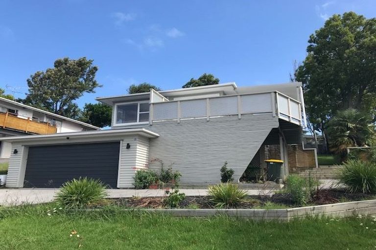 Photo of property in 5 Infidel Place, Torbay, Auckland, 0630