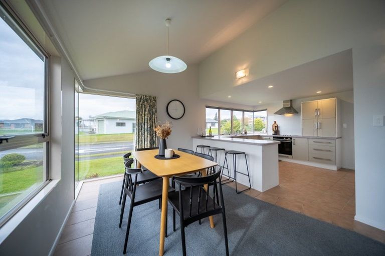 Photo of property in 30 Govan Drive, Te Anau, 9600