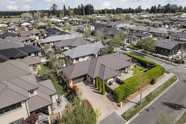 Photo of property in 17 Eyrewell Road, Pegasus, 7612