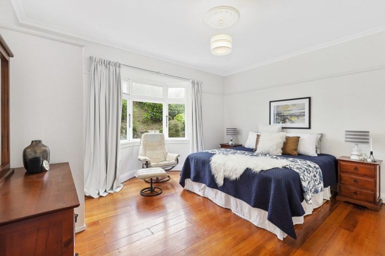 Photo of property in 28 Standen Street, Karori, Wellington, 6012