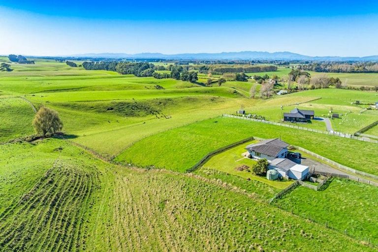Photo of property in 218 Taipo Road, Rongotea, Palmerston North, 4476