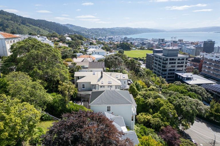 Photo of property in 19 Central Terrace, Alicetown, Lower Hutt, 5010
