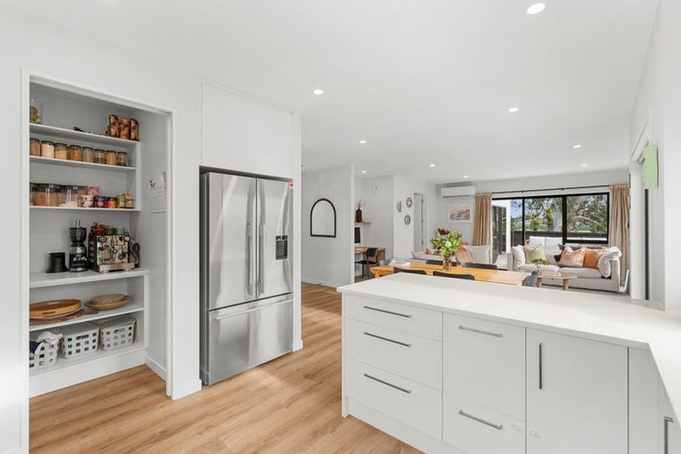 Photo of property in 4 Withers Crescent, Halswell, Christchurch, 8025