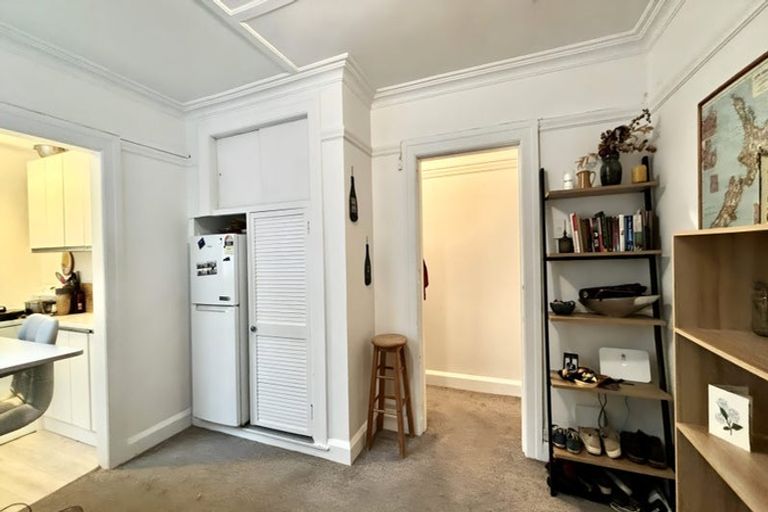 Photo of property in 246u1 Oriental Parade, Oriental Bay, Wellington, 6011