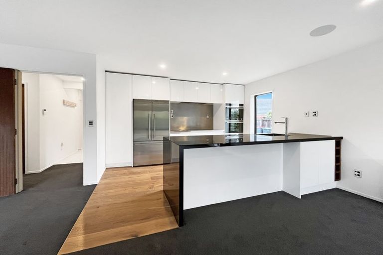 Photo of property in 2/87 Merrin Street, Avonhead, Christchurch, 8042