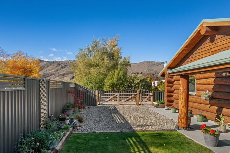 Photo of property in 62a Molyneux Avenue, Cromwell, 9310