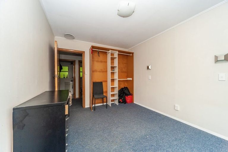 Photo of property in 54 Glenmore Street, Northland, Wellington, 6012