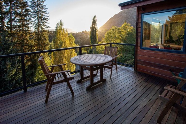 Photo of property in 67 Mcchesney Road, Arthurs Point, Queenstown, 9371