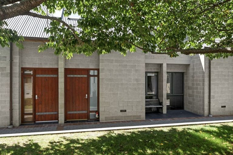 Photo of property in 7/868 Colombo Street, Christchurch Central, Christchurch, 8013