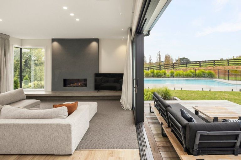 Photo of property in 2/48 Livingstone Road, Ngahinapouri, Hamilton, 3290