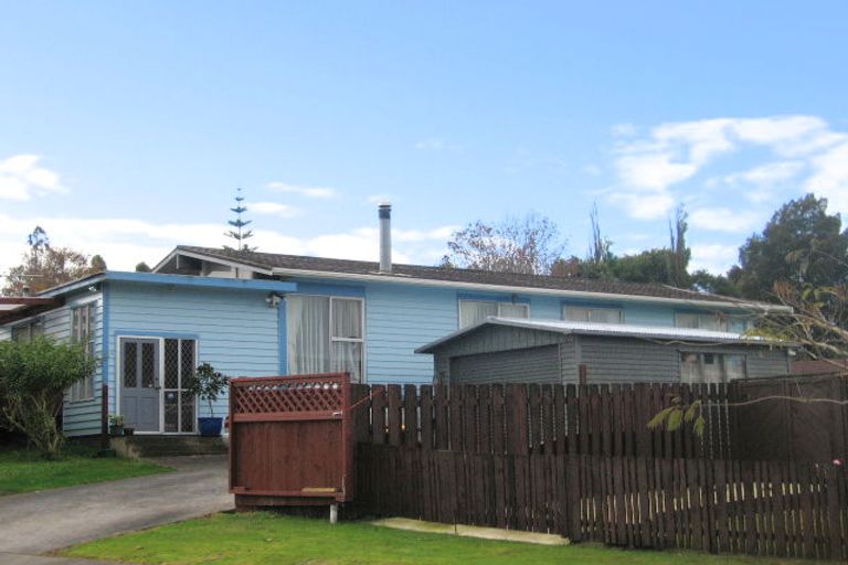 Photo of property in 30 Rehia Road, Massey, Auckland, 0614
