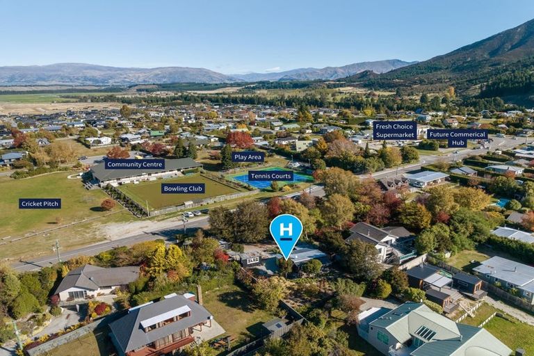 Photo of property in 76 Capell Avenue, Lake Hawea, Wanaka, 9382