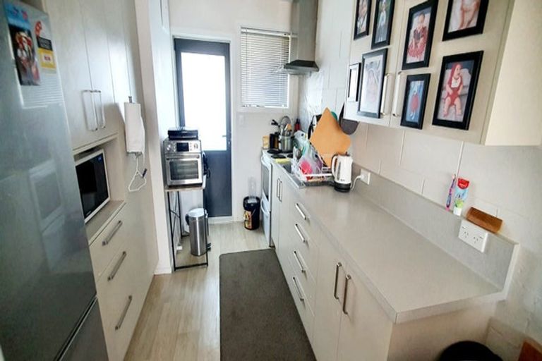 Photo of property in 2/99 Waltham Road, Sydenham, Christchurch, 8023