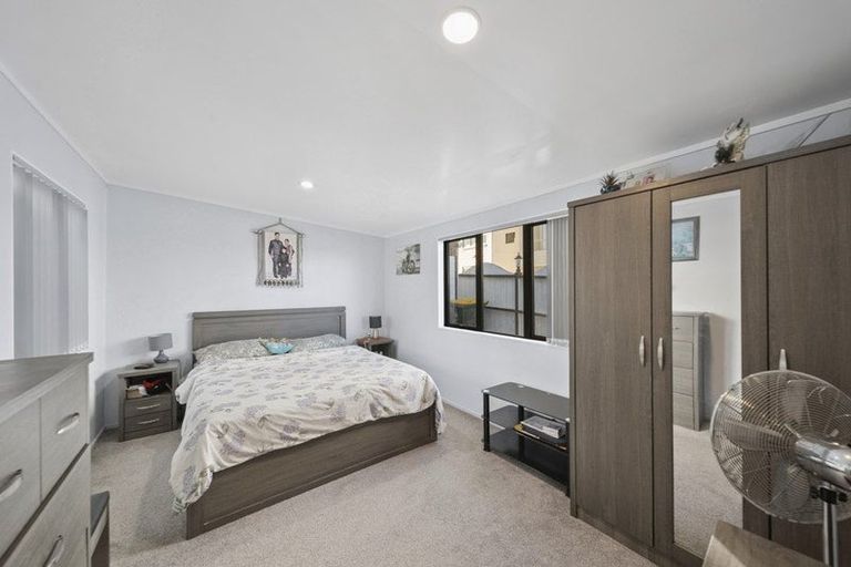 Photo of property in 2/86 Alfriston Road, Manurewa East, Auckland, 2102