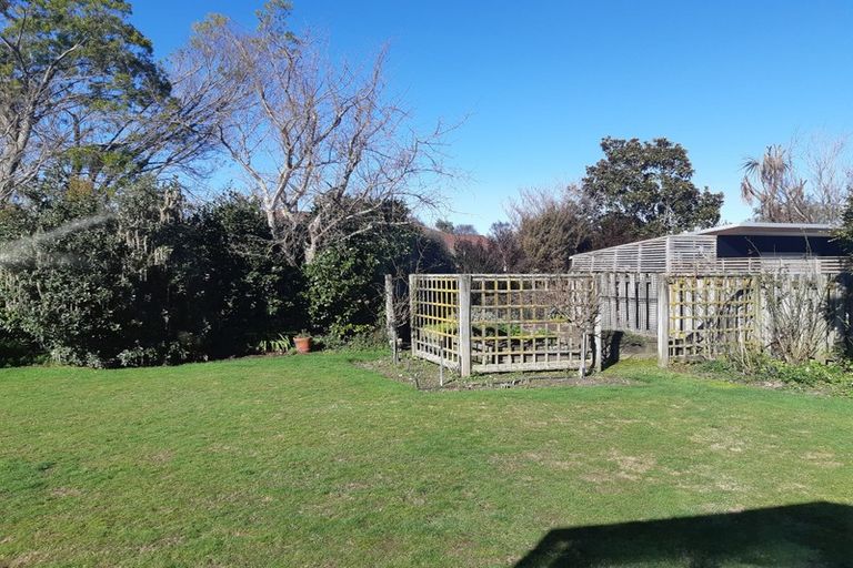 Photo of property in 35 Reading Street, Greytown, 5712