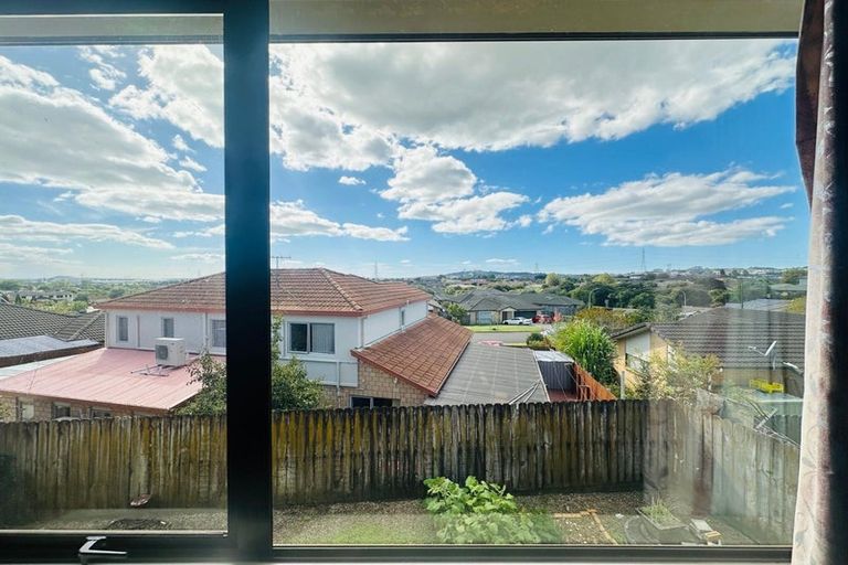 Photo of property in 5 Drumbeg Close, Flat Bush, Auckland, 2019