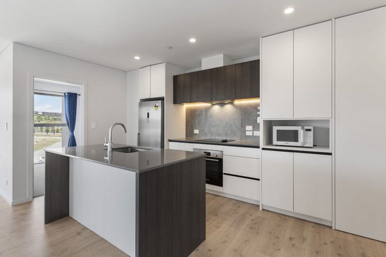 Photo of property in 322/3 Kaipiho Lane, Albany, Auckland, 0632