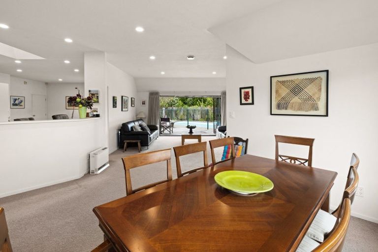 Photo of property in 6 Kingsgate Avenue, Havelock North, 4130