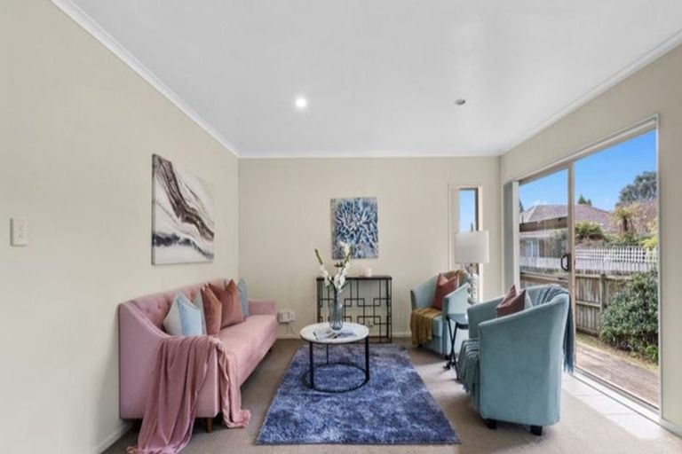 Photo of property in 17a Valley Road, Waiuku, 2123