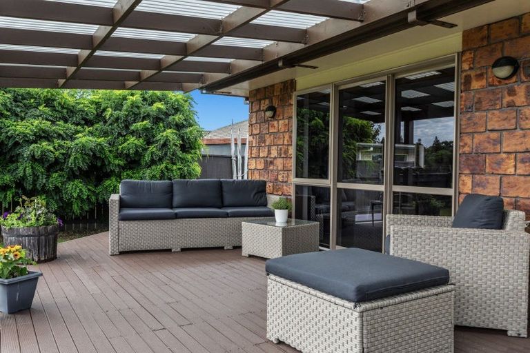 Photo of property in 23 Edgewater Grove, Whakatane, 3120