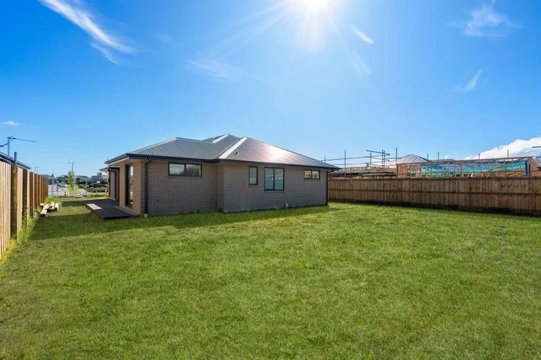Photo of property in 19 Quaifes Road, Halswell, Christchurch, 8025