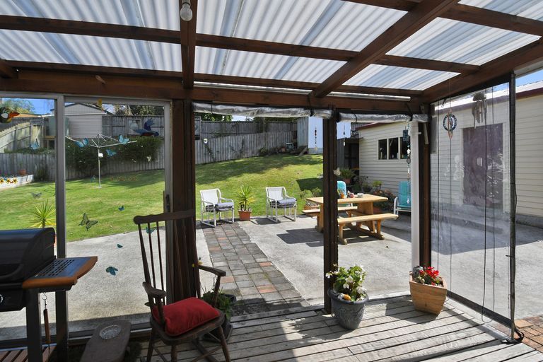 Photo of property in 75 Rodney Street, Wellsford, 0900