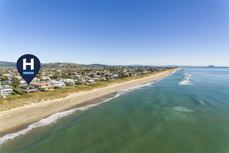 Photo of property in 57 Motiti Road, Papamoa Beach, Papamoa, 3118