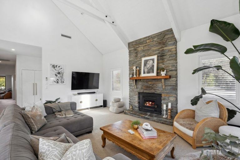 Photo of property in 916 Aubrey Road, Albert Town, Wanaka, 9305