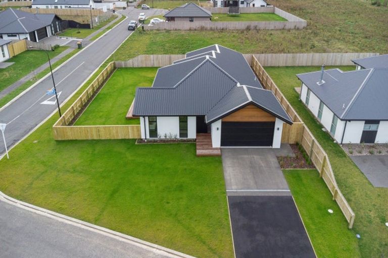 Photo of property in 53 Suffolk Drive, Kirwee, 7571