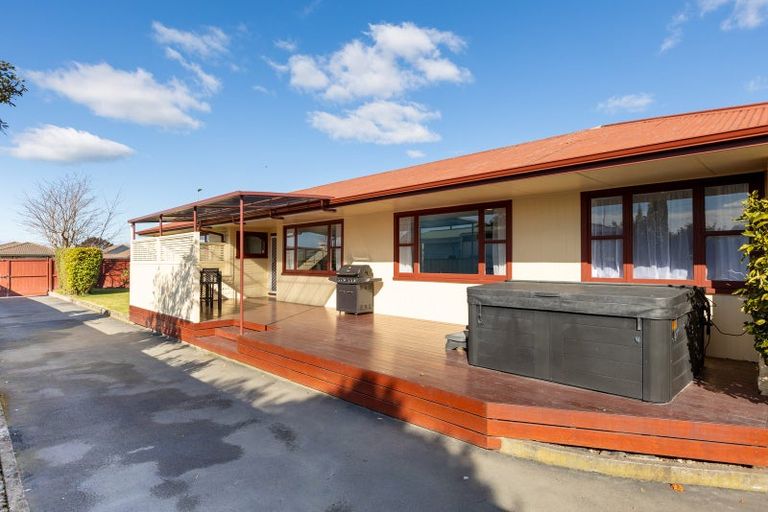 Photo of property in 175 Grimseys Road, Redwood, Christchurch, 8051