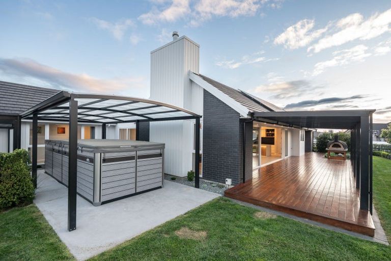 Photo of property in 1 Moemoea Place, Cambridge, 3434