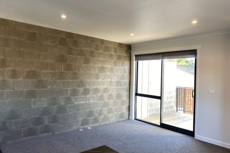 Photo of property in 30u2 May Street, Hamilton East, Hamilton, 3216