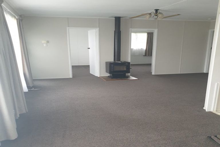 Photo of property in 22 Paerata Road, Pukekohe, 2120
