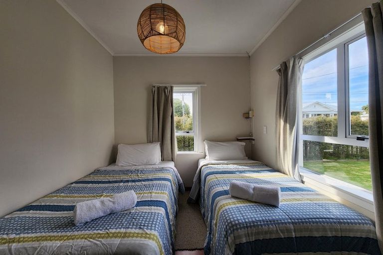 Photo of property in 8 Henui Street, Strandon, New Plymouth, 4312