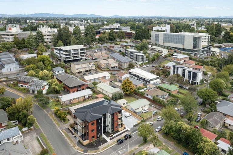 Photo of property in 201/89 Aurora Terrace, Hillcrest, Hamilton, 3216