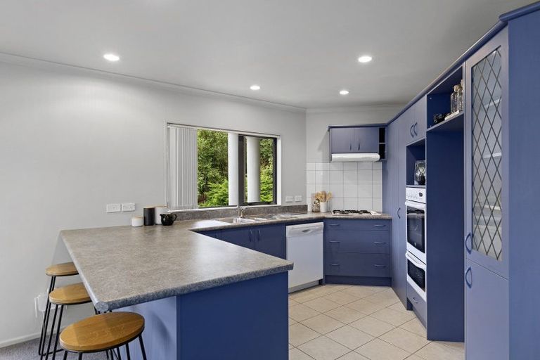 Photo of property in 16 Mccarthy Grove, Clouston Park, Upper Hutt, 5018