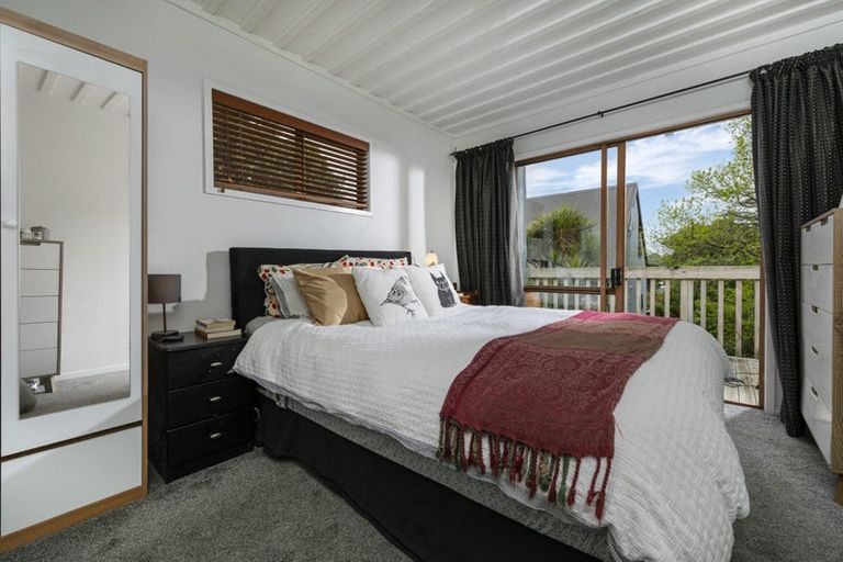 Photo of property in 2/7 Springfield Street, Forrest Hill, Auckland, 0620