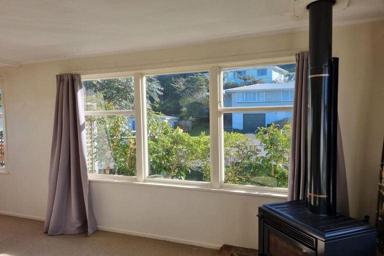 Photo of property in 9 Branscombe Street, Johnsonville, Wellington, 6037