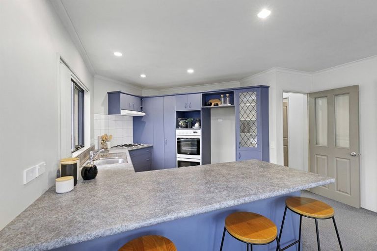Photo of property in 16 Mccarthy Grove, Clouston Park, Upper Hutt, 5018