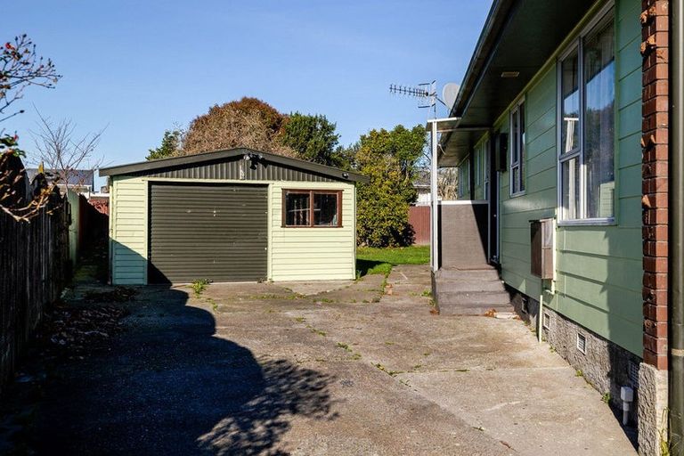 Photo of property in 39 Robinson Crescent, Westbrook, Palmerston North, 4412