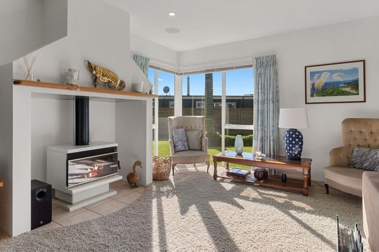 Photo of property in 98 Tangiteroria Lane, Pauanui, Hikuai, 3579