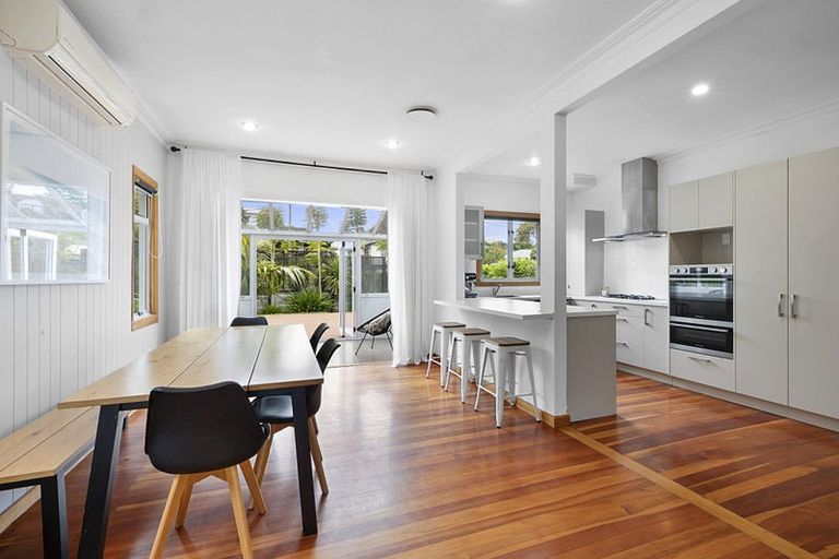 Photo of property in 60 Ballance Street, Lower Vogeltown, New Plymouth, 4310