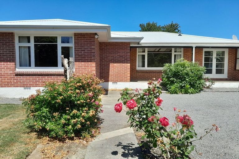 Photo of property in 11 Worthy Street, Ilam, Christchurch, 8041