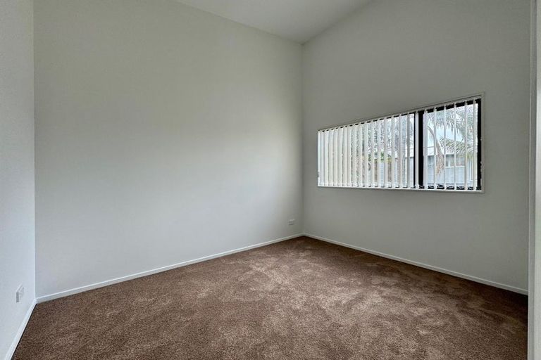 Photo of property in 86 Priestley Drive, Bucklands Beach, Auckland, 2014