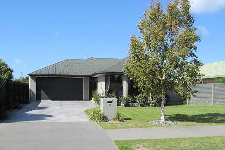 Photo of property in 21 Durrell Way, Rolleston, 7614